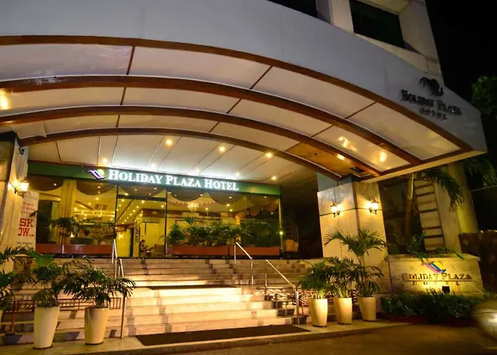 Plaza - Hotell 3*